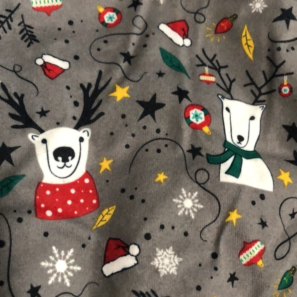 Christmas Pajamas 2T - Picture 3 of 6